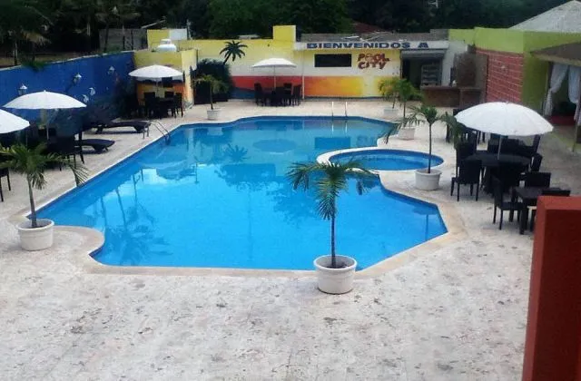 Hotel Bar Lounge 27 Bonao Republica Dominicana